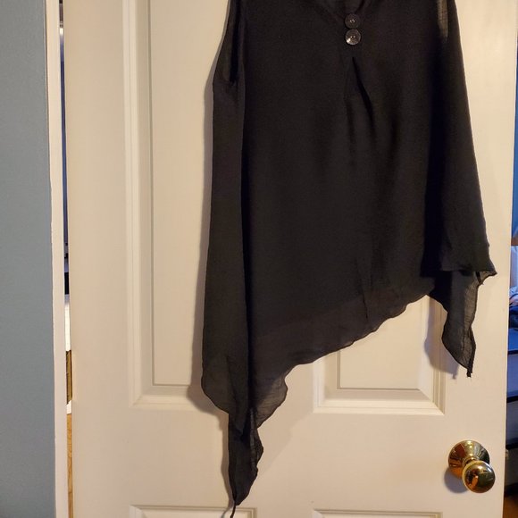 Women Hi Lo Tank - Picture 3 of 3